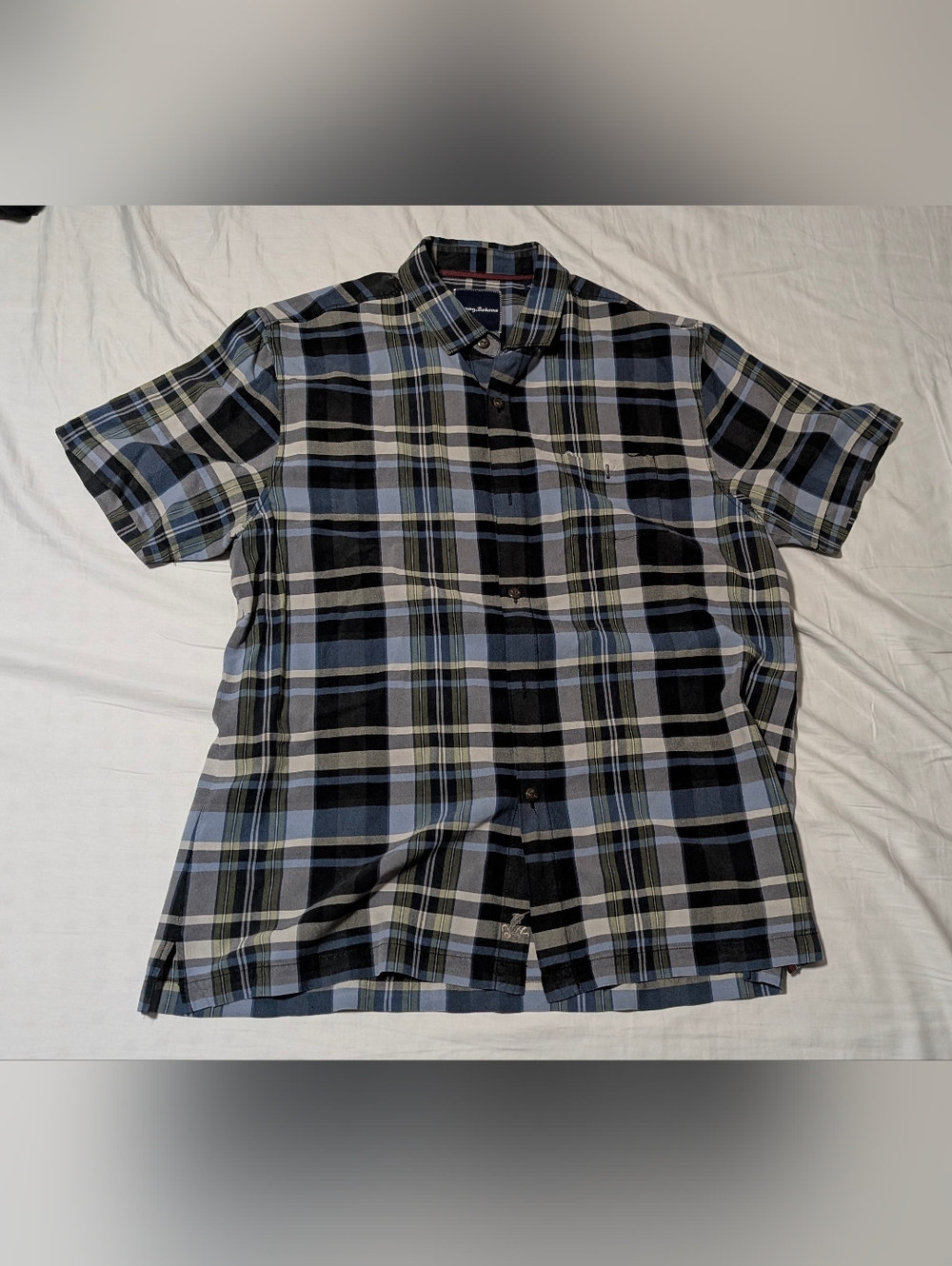 EUC Tommy Bahama men's Original Fit Button Up Shirt Plaid 100% Silk, size L